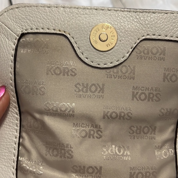 Small Michael Kors crossbody. Barely used. - Picture 5 of 5